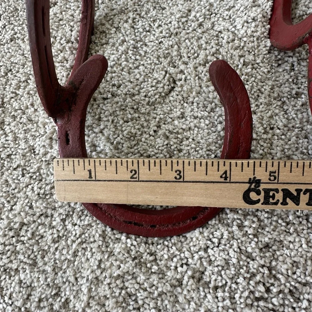 GUN rustic wall RACK horseshoe western hanger coat curtain 4 piece set Red Black